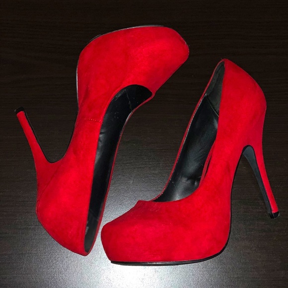 Mix no.6 red platform heel. Size 8.5. Worn twice - Picture 1 of 1